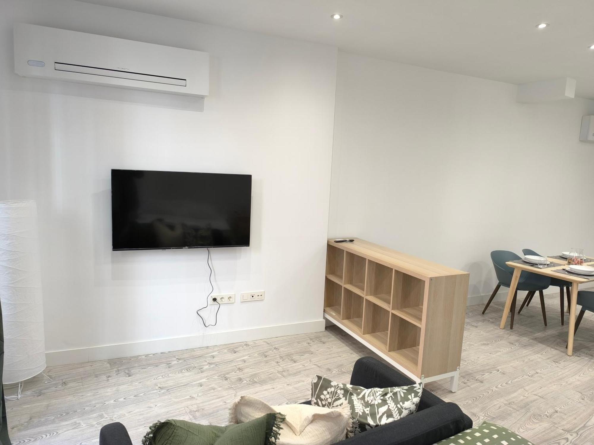 Insidehome Ciudad Del Cine Валадоид Екстериор снимка